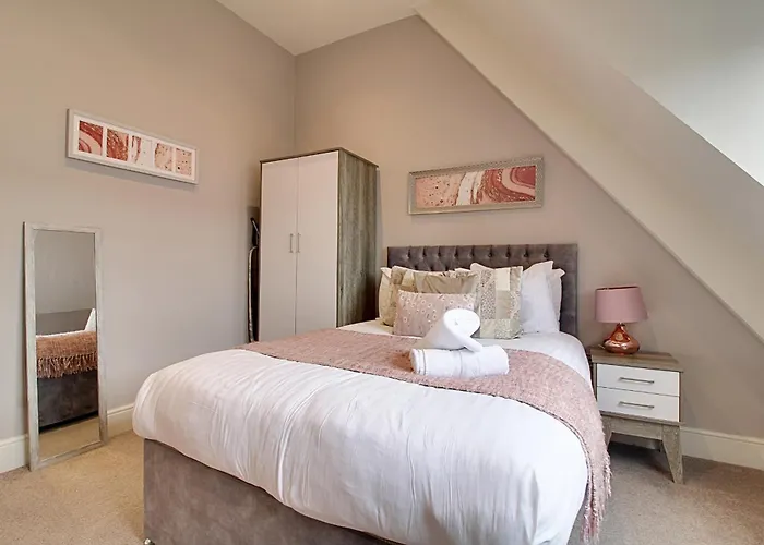 2 Bed Spacious Apt, Conference Centre *