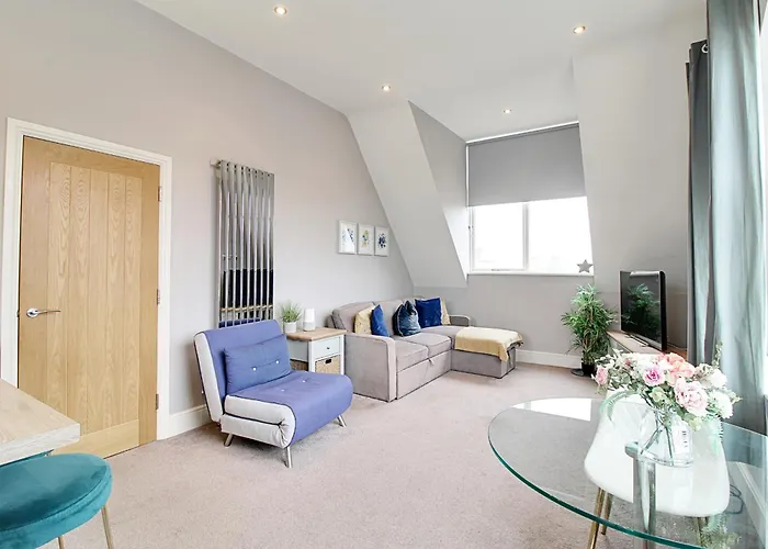 2 Bed Spacious Apt, Conference Centre *