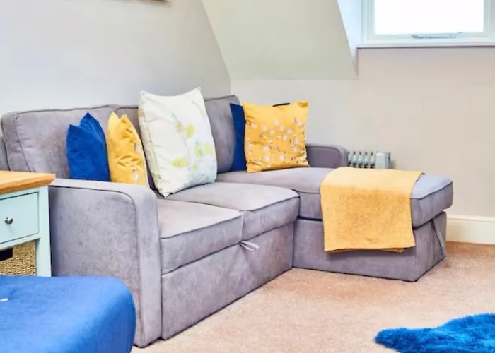 2 Bed Spacious Apt, Conference Centre