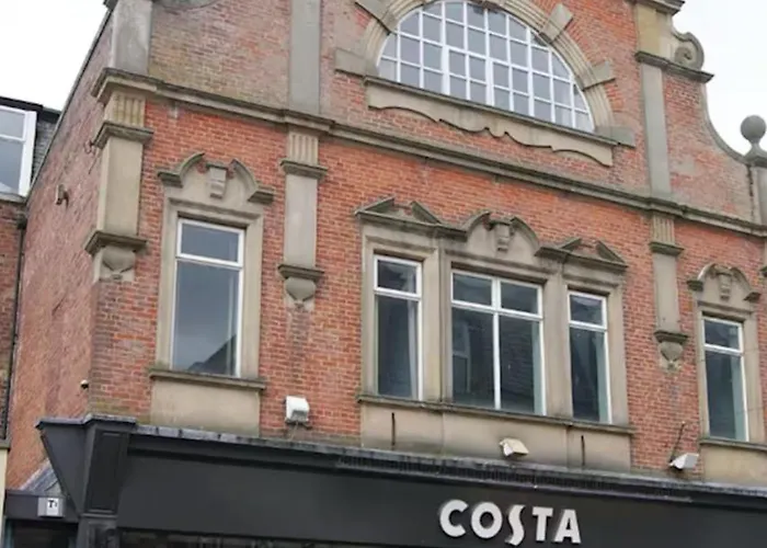 2 Bed Spacious Apt, Conference Centre Appartement *